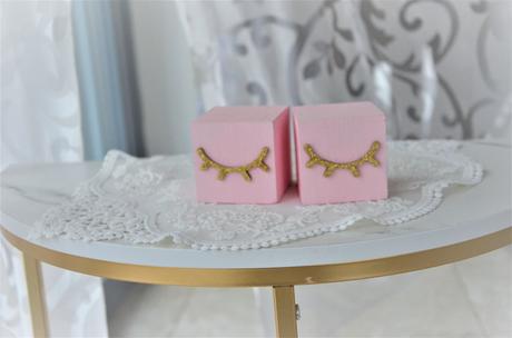 Drevená dekorácia-oči, 