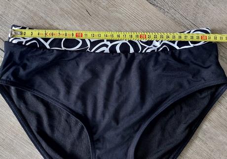 Čiernobiele plavky madora, 40