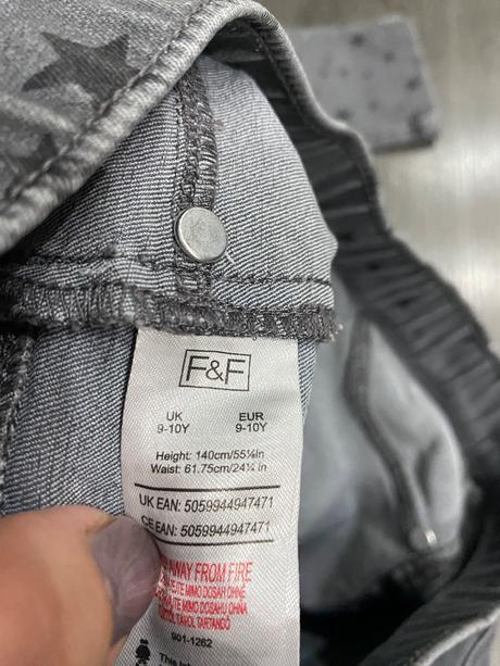 Dievčenské rifle velk.140, f&f,140