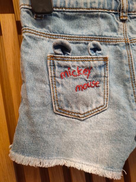 Kraťase zara, zara,98