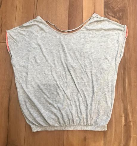 Tričko s výstrihom na chrbáte, takko,m