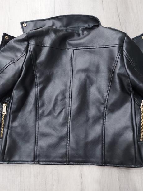 Kožak /kozena bunda, sinsay,152