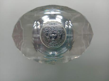 Darujem prázdny flakón,