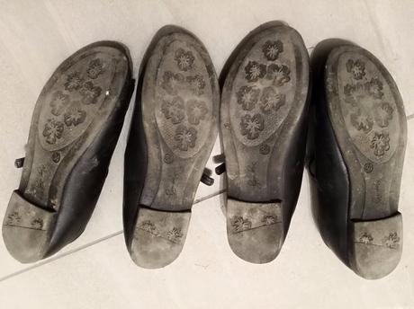 Čierne balerínky pre dvojičky, 34