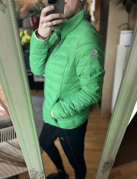 Prechodna vetrovka moncler, s