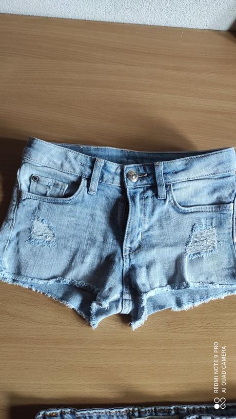 Hm krátke nohavice 128, h&m,128
