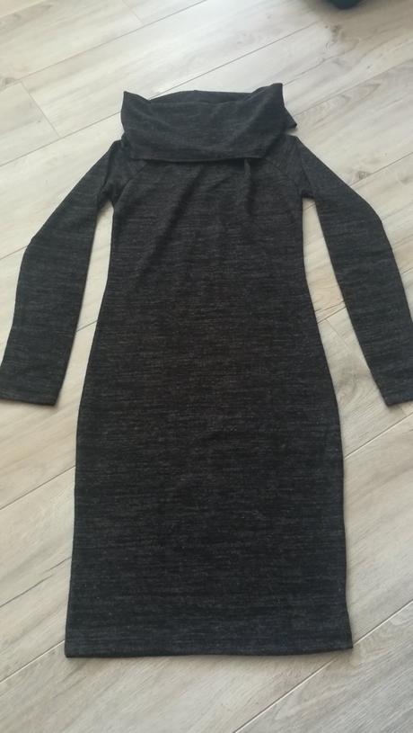 Úpletové šaty s rolákom, s