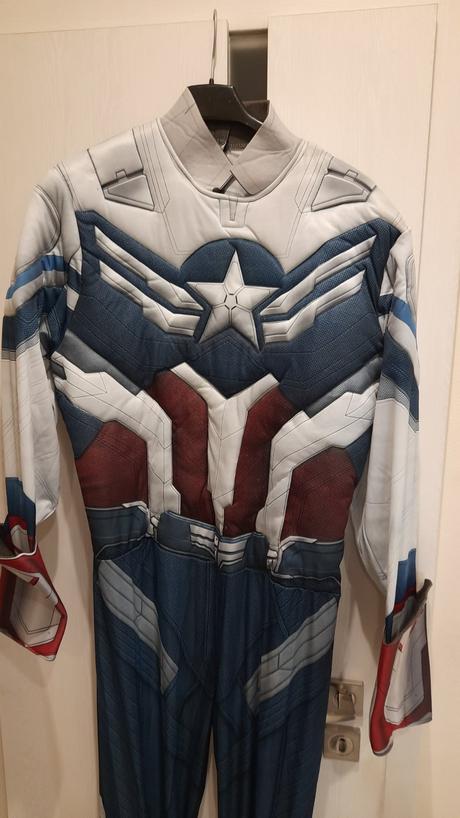 Kostým na karneval captain america, 