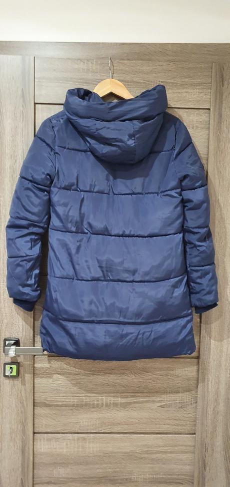 Zimna bunda, s