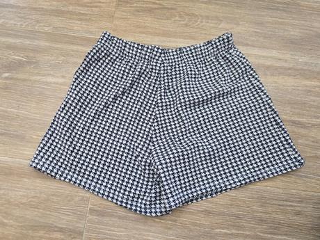 Šortky č.164, zara,164