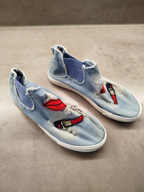 Riflové tenisky, 37