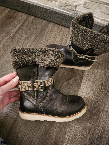 Fendi cizmy kozene, 29