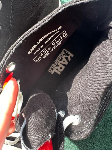 Karl tenisky, karl lagerfeld,43