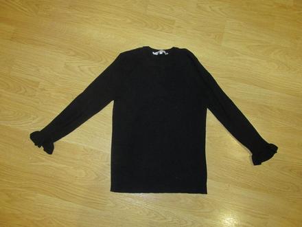 Čierny svetrík v. 40, 40