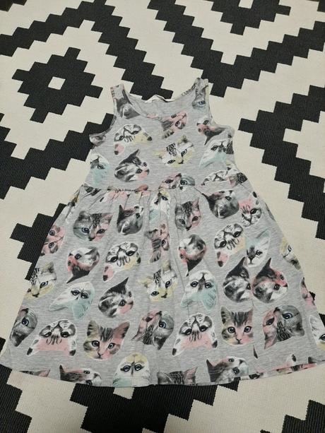 Nádherné tričkové šatičky s mačičkami na 4-6r., h&m,116