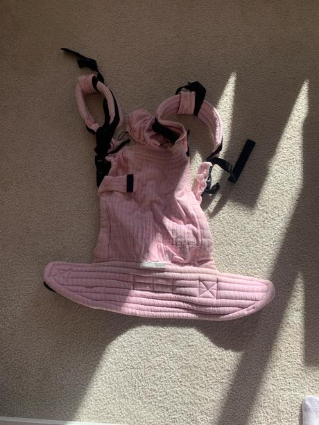 Ergonomicky nosic rischino, rischino