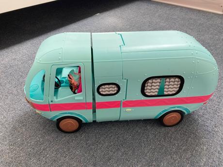 Lol surprese karavan,