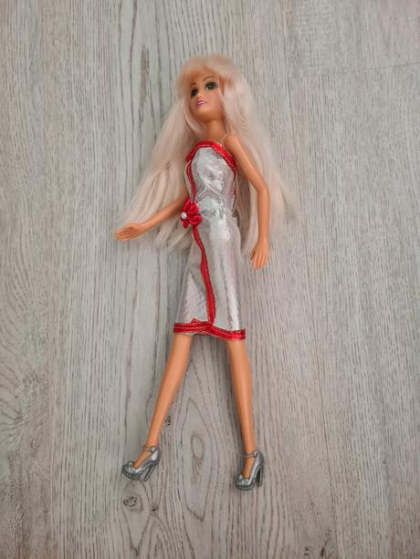 2x barbie,