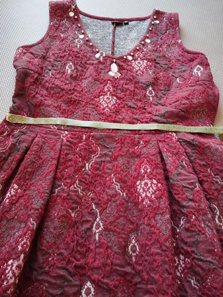 Krátke teplejšie šaty bordové 36 38, s