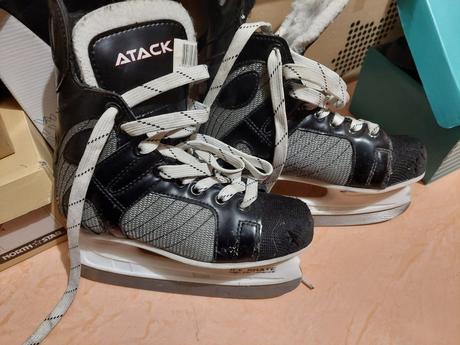 Korčule na ľad, 35