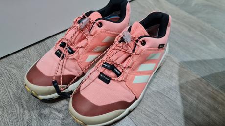 Turisticke topanky, adidas,34