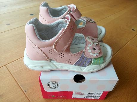 Sandálky, cupcake,23