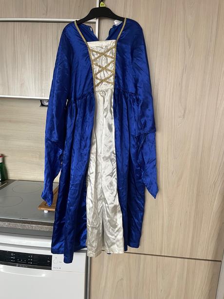 Saty na karneval elza,