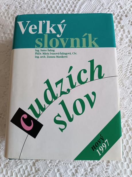 Veľký slovník cudzích slov,