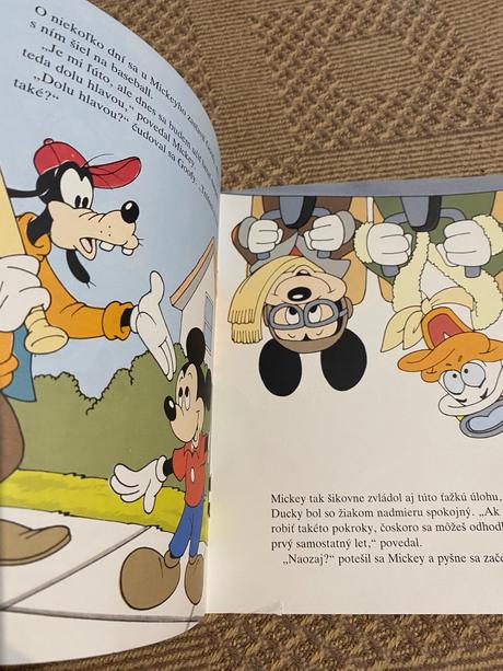 Zberateľská kniha walt disney mickey mouse v oblak, 