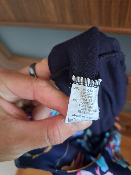 Letné šaty v.s, piazza italia,s