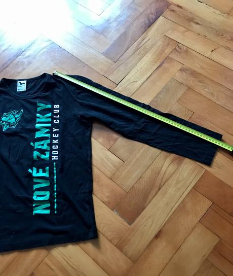 Čierne tričko s dlhým rukávom - hc nové zámky, m