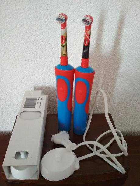 Chlapčenské elektrické zubné kefky oral-b,