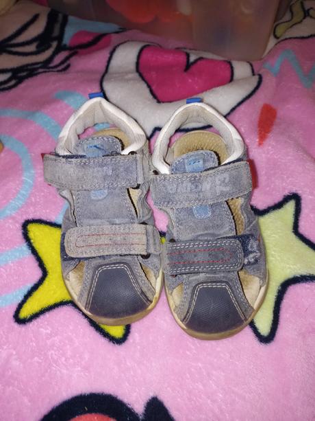 25 sandalky, bobbi shoes,25
