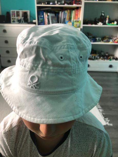 Klobúk, benetton,122