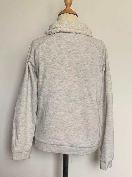 Here there krásny sveter, 134