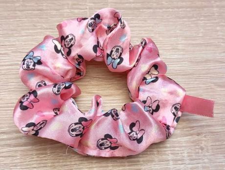 Scrunchie - minnie mouse, disney