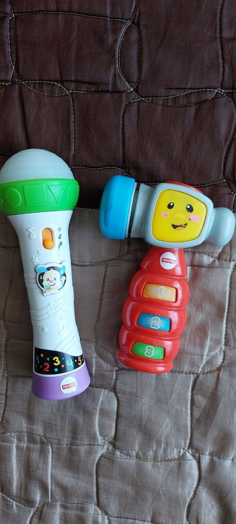 Mikrofón, kladivo fisher price, 