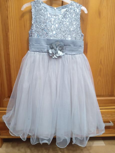 Slávnostné šaty, 140