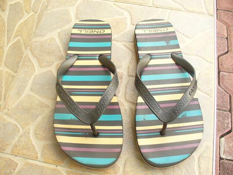 Dievčenské žabky, 35