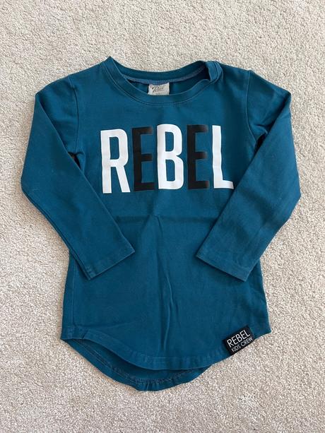 Natelnik rebel, rebel kids,92