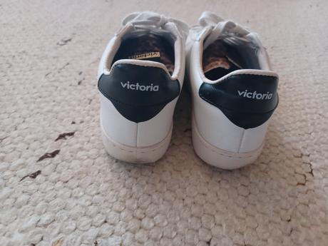 Victoria tenisky, 36