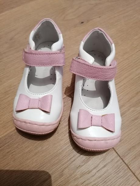 Balerinky c. 23, kornecki,23