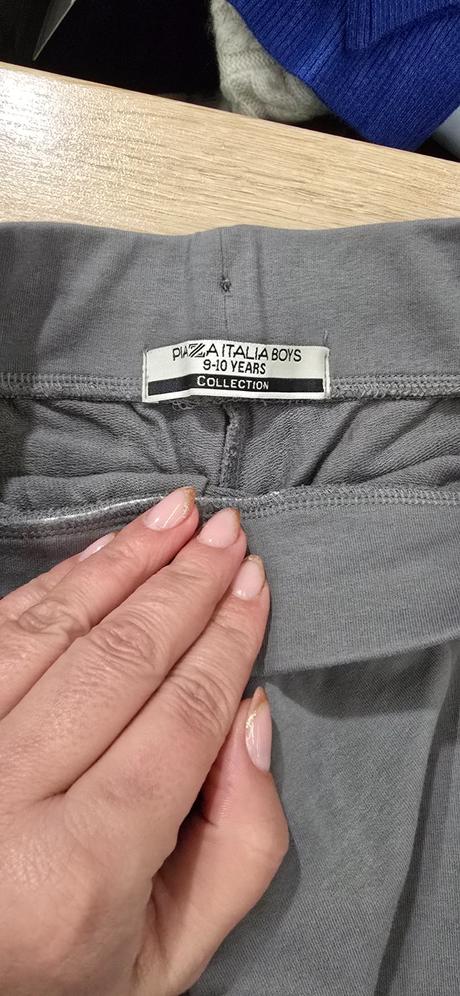 Bedrove teplaky, 134