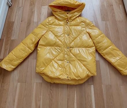 Zimná bunda cropp veľkosť xs, xs