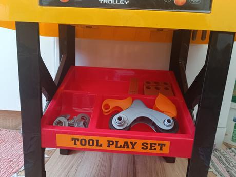 Opravársky stolík,