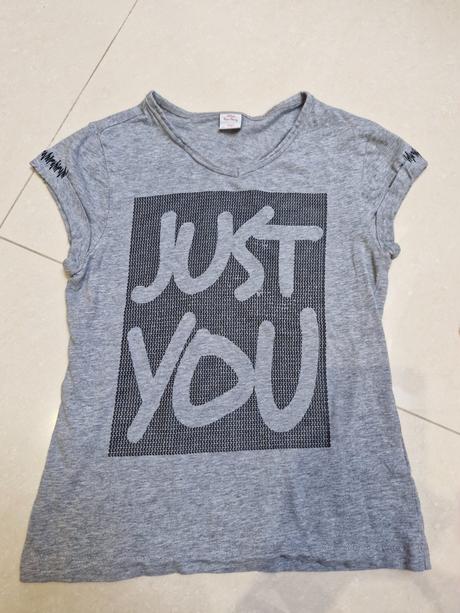 Dievčenské tricka, 152