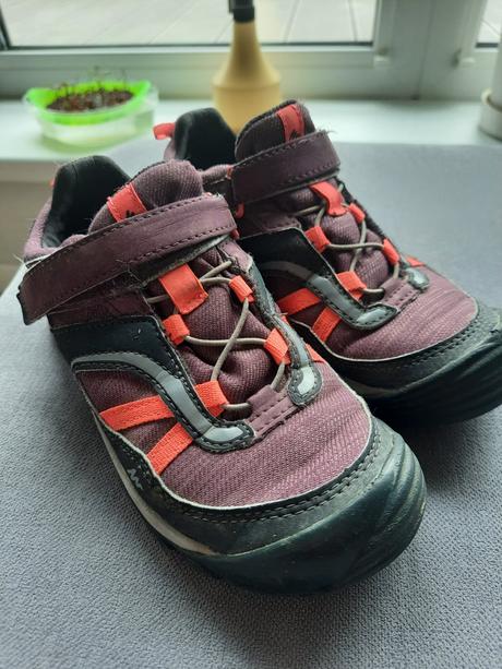 Turisticke topanky quechua, quechua,32