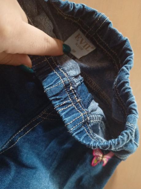 Dievčenské nohavice, 98