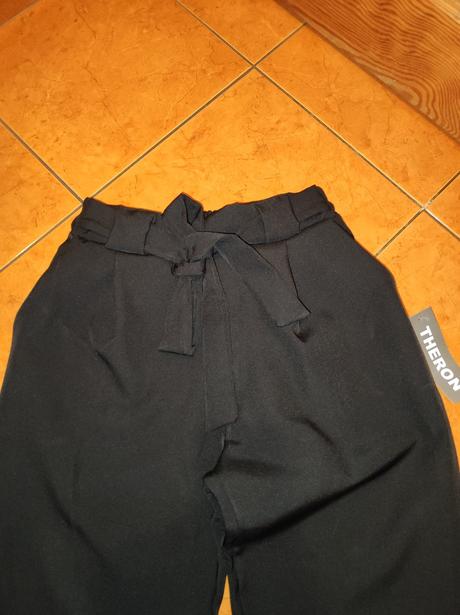 Elegantné dámske nohavice voľné, 