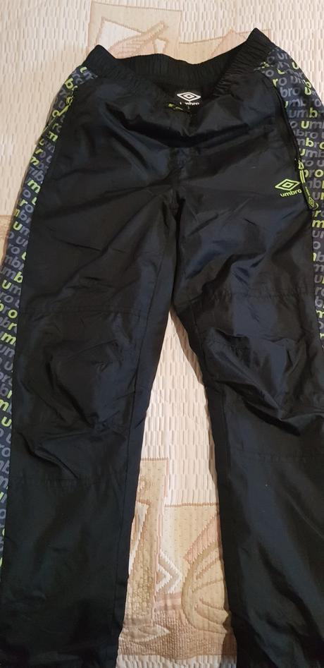 Oteplovačky, umbro,128